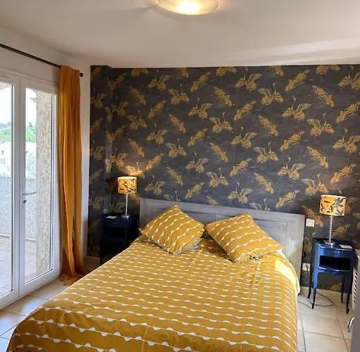 Village Villa, Private Pool, Canal Du Midi فيلة *